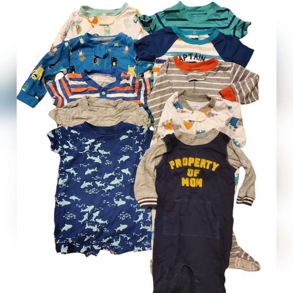 Carter's Other - Set of 10 12 months baby onesies bundle
